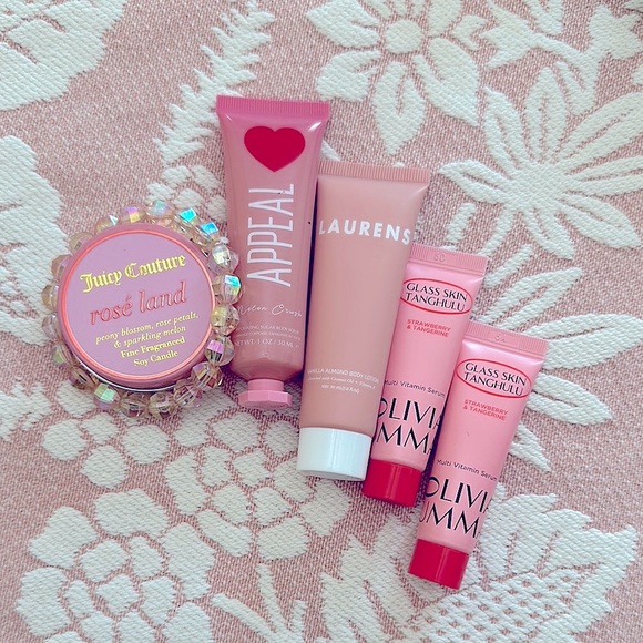 NEW: 7pc“Pamper In Luxury Skincare” Beauty Set: Olivia Umma+Laurens Appeal+More